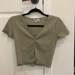 Green button up tshirt
